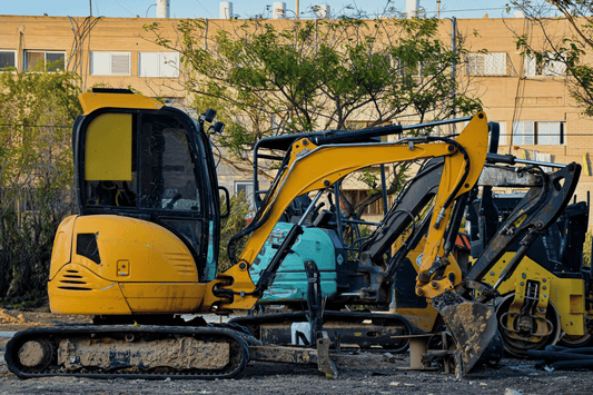 Maximizing Compact Excavator Uptime: 10 Essential Maintenance Tips