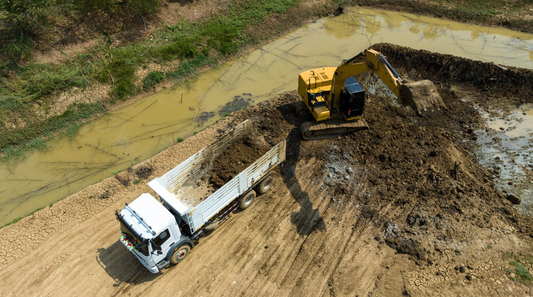 How Much Weight Can a Mini Excavator Lift?