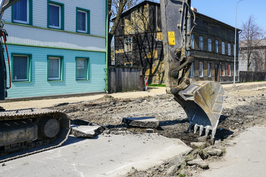 Excavator vs Backhoe: Choosing the Right Machine for Your Project